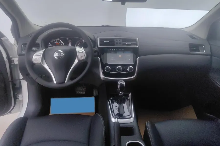 2024 Nissan Tiida 1.6L 122HP L4 CVT,autocango,china used car exporter,china ev exporter,chinese used car exporter,chinese used ev exporter