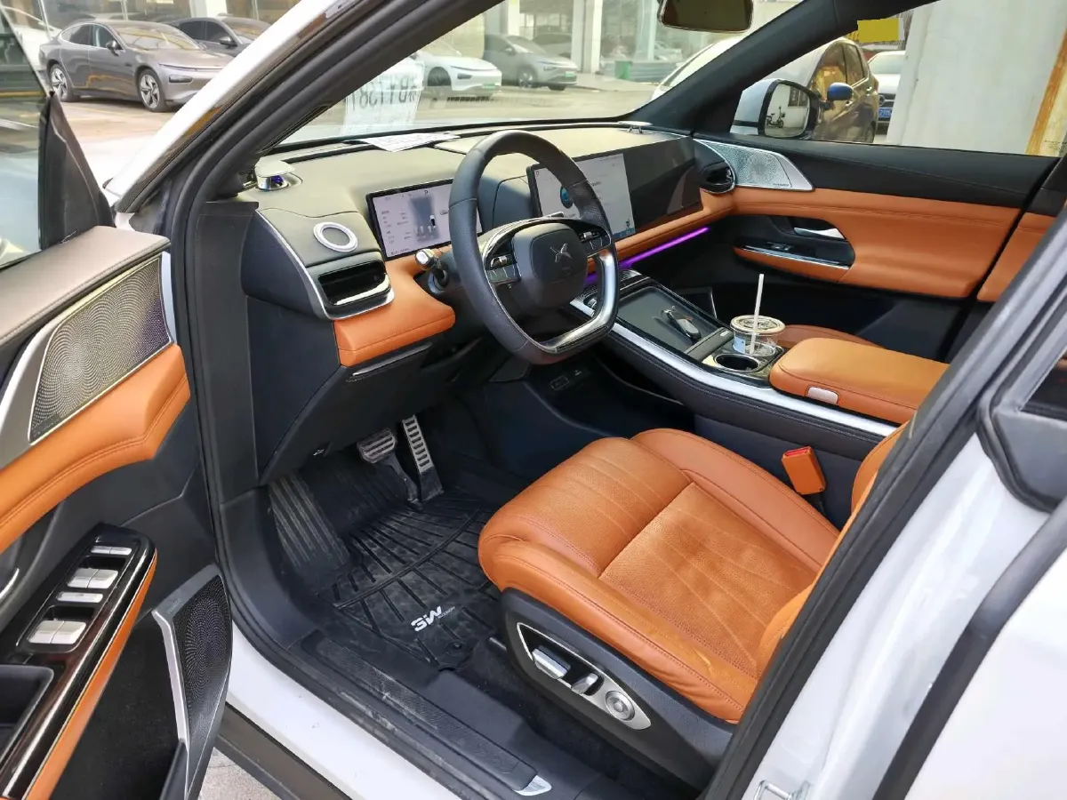 2022 Jeep Gladiator 3.6L 284HP V6 8AT,autocango,china used car exporter,china ev exporter,chinese used car exporter,chinese used ev exporter