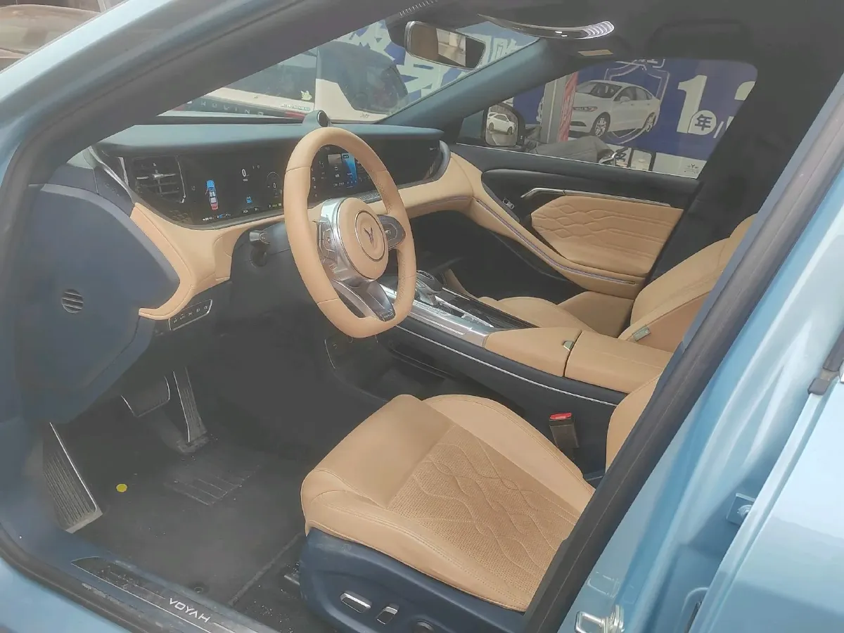 2021 Voyah FREE Range Extended 109HP REEV 33KWH,autocango,china used car exporter,china ev exporter,chinese used car exporter,chinese used ev exporter