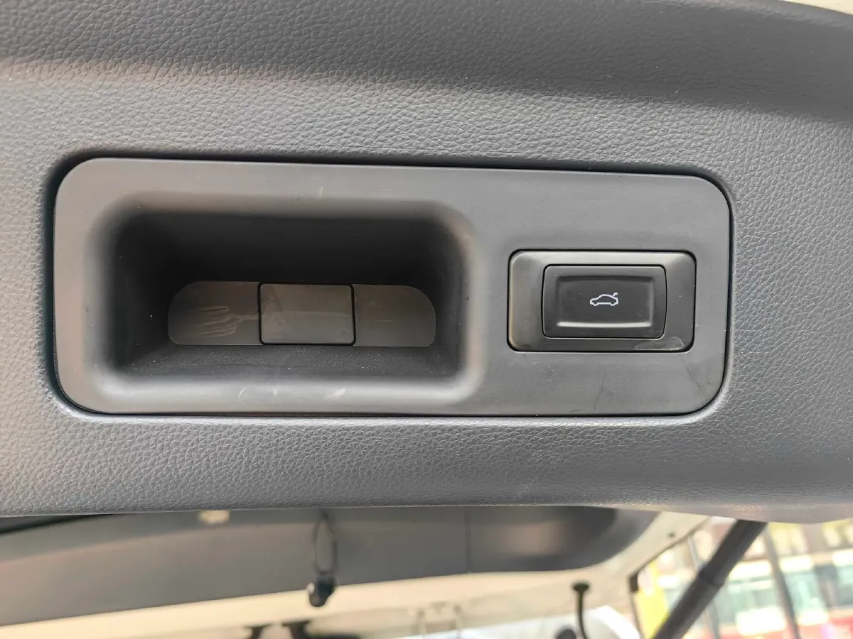 2023 GAC Trumpchi M8 2.0T 252HP L4 8AT,autocango,china used car exporter,china ev exporter,chinese used car exporter,chinese used ev exporter