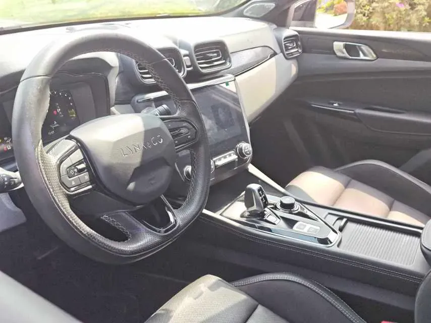 2022 LYNK&CO 03 1.5T 180HP L3 7DCT,autocango,china used car exporter,china ev exporter,chinese used car exporter,chinese used ev exporter