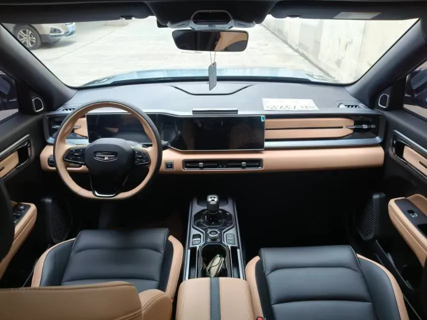 2023 Geely ICON 1.5T 181HP L4 7DCT,autocango,china used car exporter,china ev exporter,chinese used car exporter,chinese used ev exporter