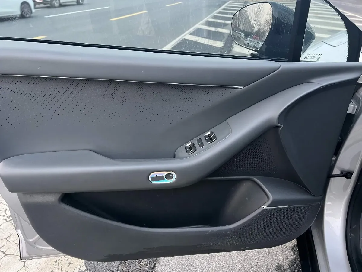 2024 Xpeng P7+ BEV 60.7KWH,autocango,china used car exporter,china ev exporter,chinese used car exporter,chinese used ev exporter