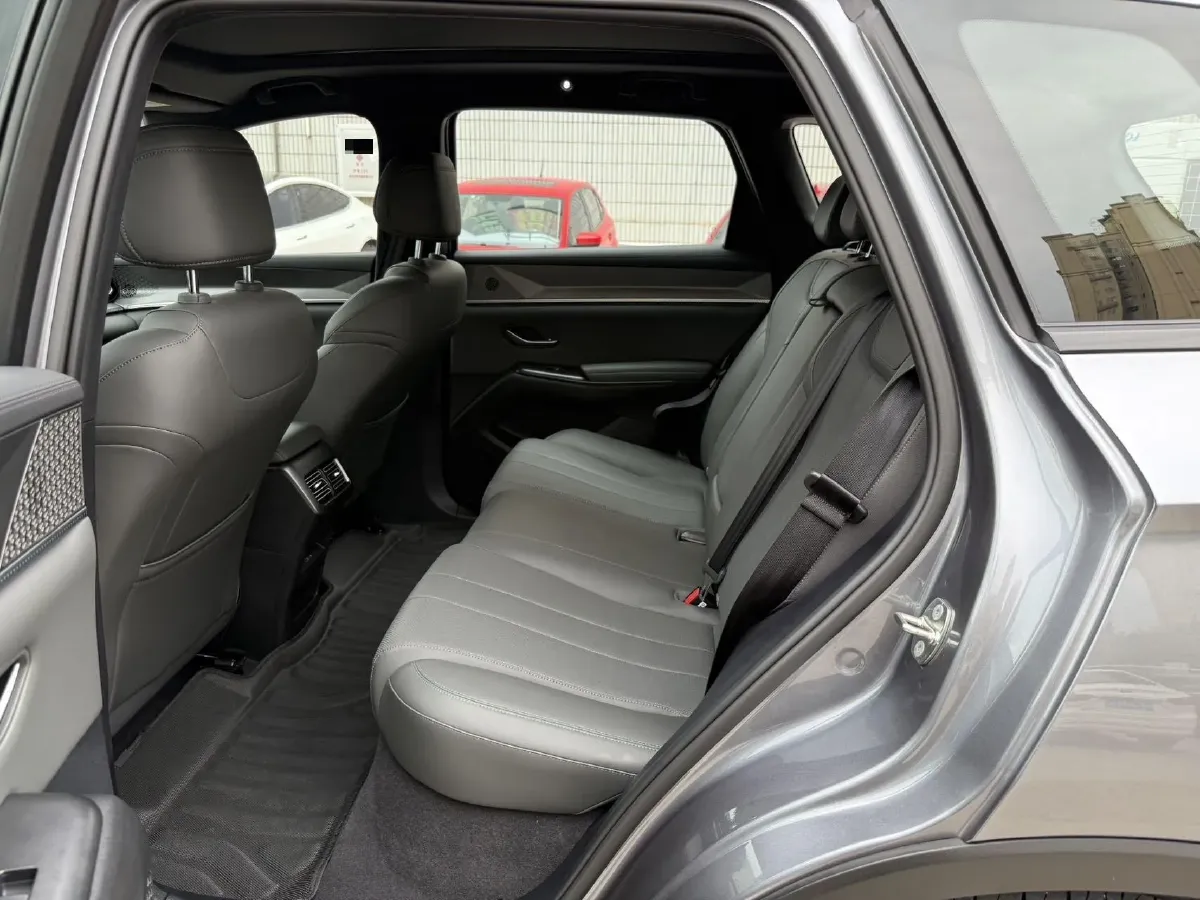 2025 BYD Song Pro 1.5L 101HP L4 E-CVT PHEV 18.3KWH,autocango,china used car exporter,china ev exporter,chinese used car exporter,chinese used ev exporter