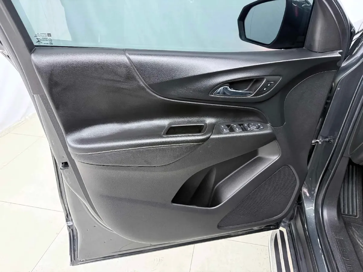 2019 Chevrolet Equinox 1.5T 169HP L4 6AT,autocango,china used car exporter,china ev exporter,chinese used car exporter,chinese used ev exporter