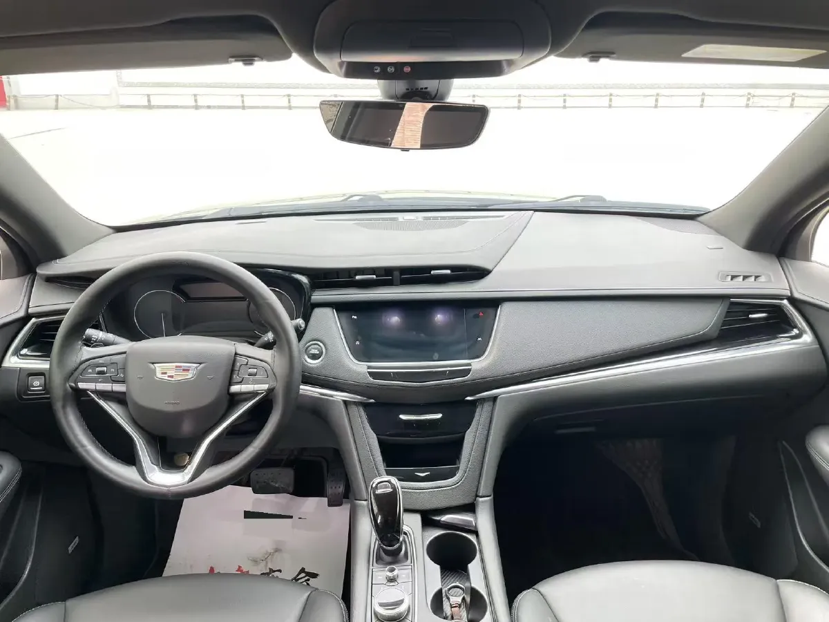 2021 Cadillac XT6 2.0T 237HP L4 9AT,autocango,china used car exporter,china ev exporter,chinese used car exporter,chinese used ev exporter