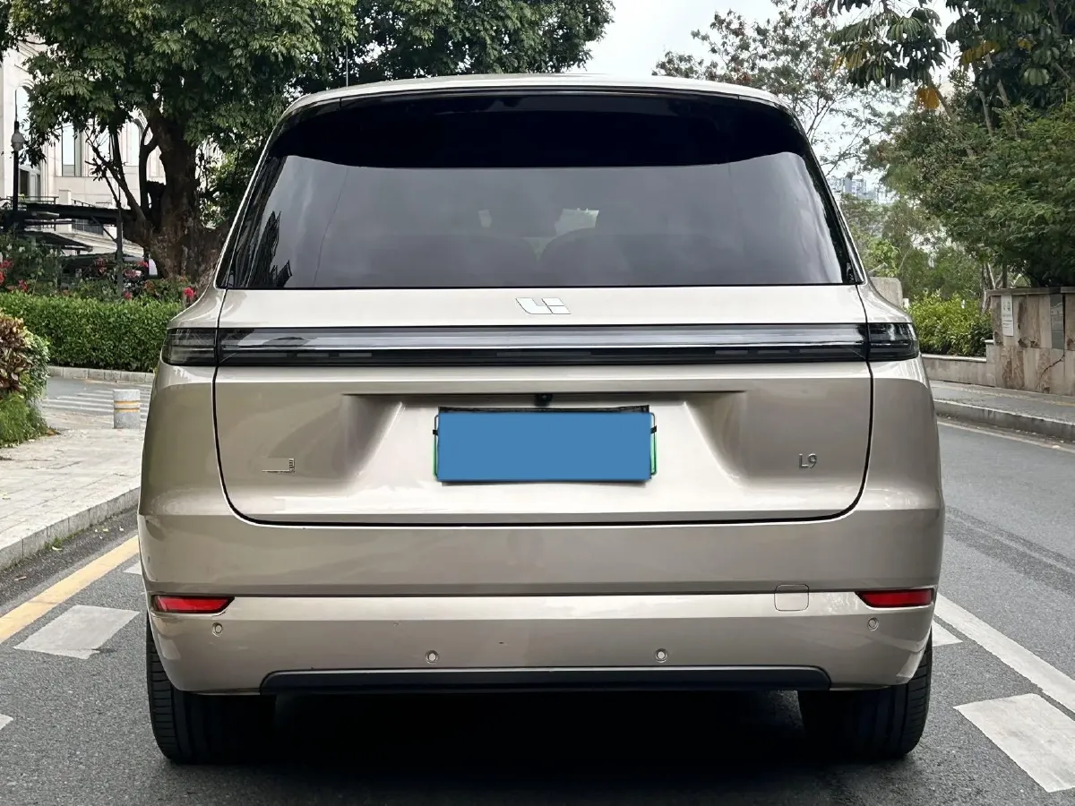 2022 Li L9 Range Extended 154HP REEV 42.6KWH,autocango,china used car exporter,china ev exporter,chinese used car exporter,chinese used ev exporter