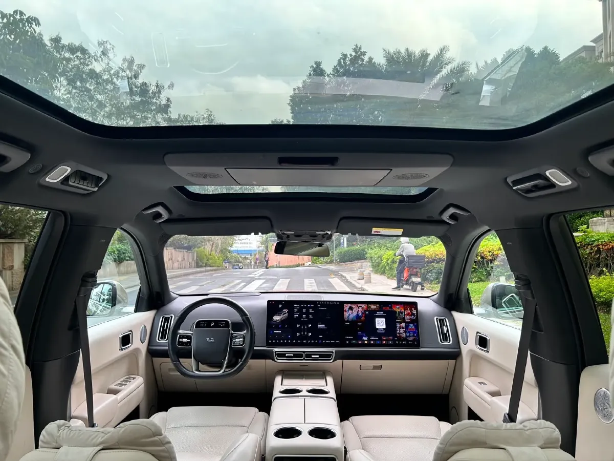 2022 Li L9 Range Extended 154HP REEV 42.6KWH,autocango,china used car exporter,china ev exporter,chinese used car exporter,chinese used ev exporter