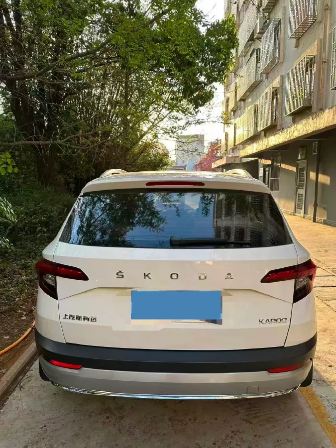 2021 Skoda Karoq 1.4T 150HP L4 7DCT,autocango,china used car exporter,china ev exporter,chinese used car exporter,chinese used ev exporter