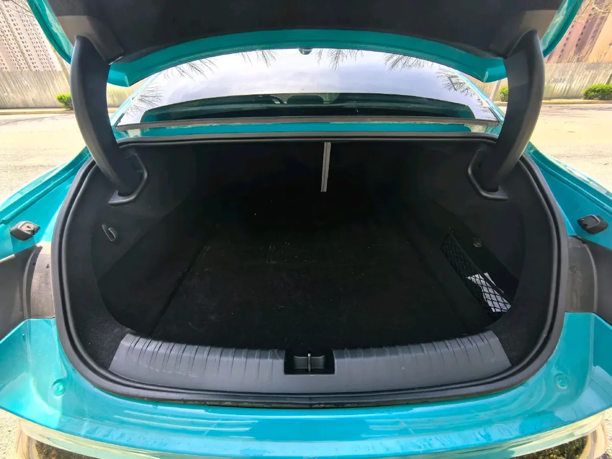 2024 MI SU7 BEV 101KWH,autocango,china used car exporter,china ev exporter,chinese used car exporter,chinese used ev exporter