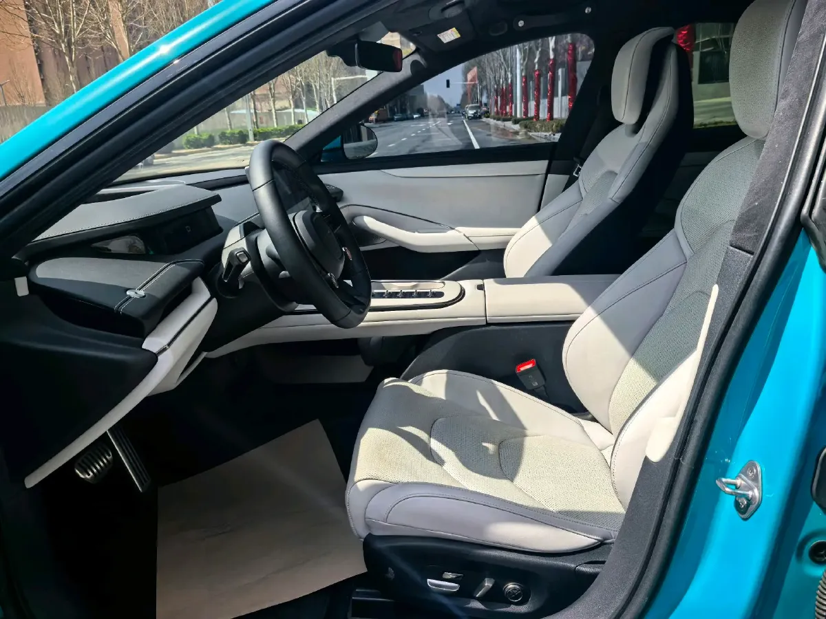 2024 MI SU7 BEV 101KWH,autocango,china used car exporter,china ev exporter,chinese used car exporter,chinese used ev exporter