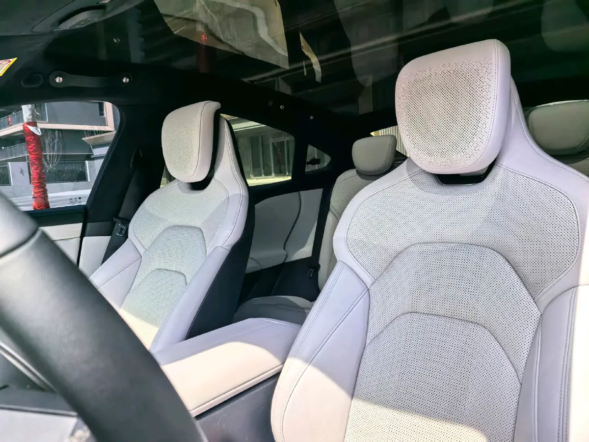 2024 MI SU7 BEV 101KWH,autocango,china used car exporter,china ev exporter,chinese used car exporter,chinese used ev exporter