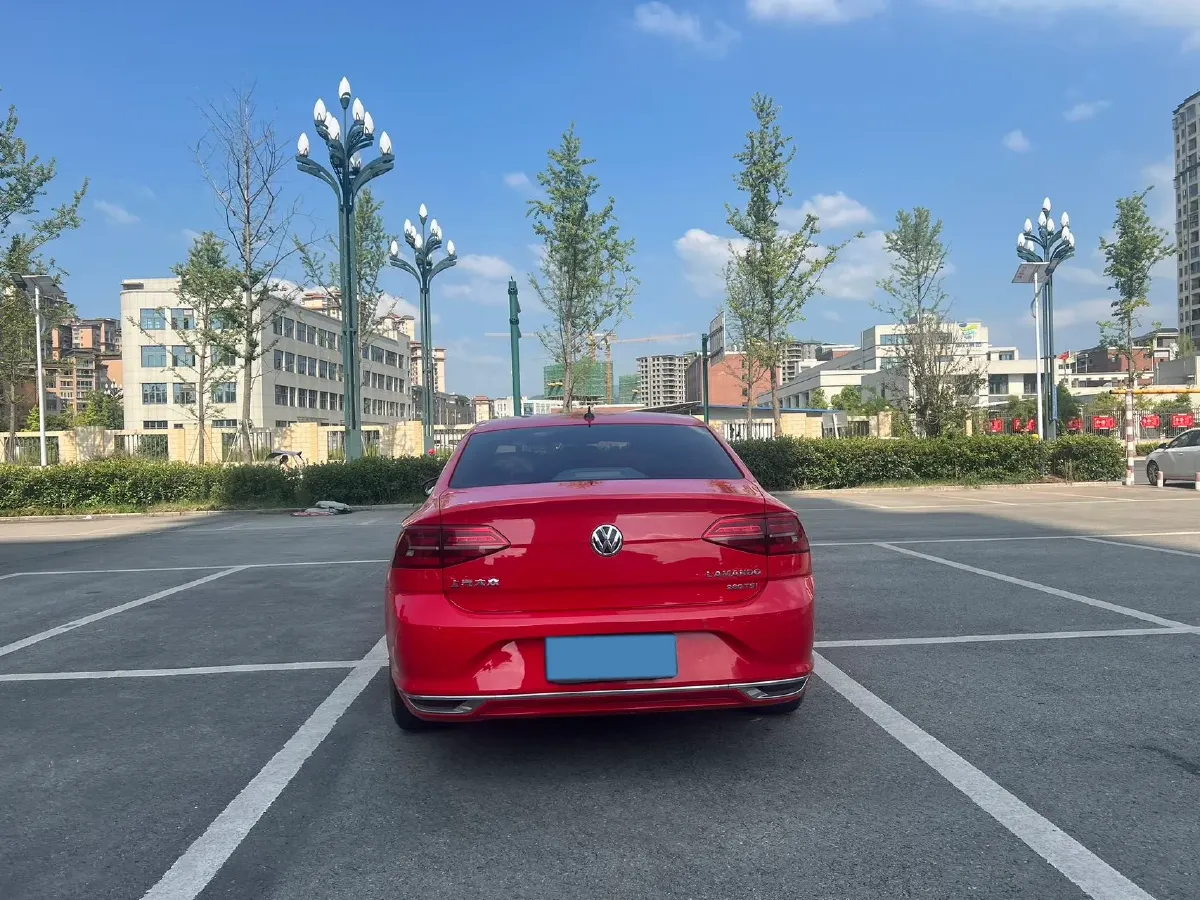 2019 Volkswagen Passat 1.4T 150HP L4 7DCT,autocango,china used car exporter,china ev exporter,chinese used car exporter,chinese used ev exporter