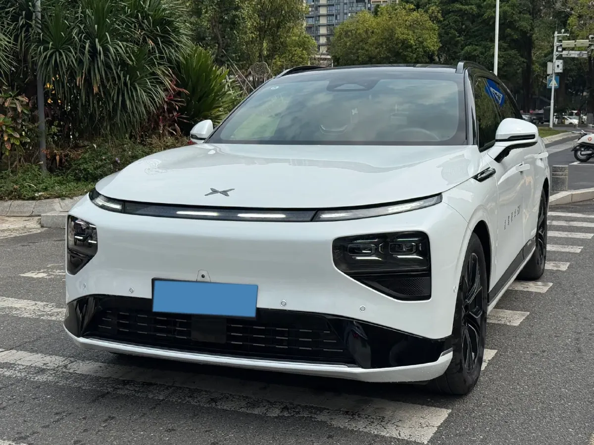 2025 Xpeng G9 BEV 79KWH,autocango,china used car exporter,china ev exporter,chinese used car exporter,chinese used ev exporter