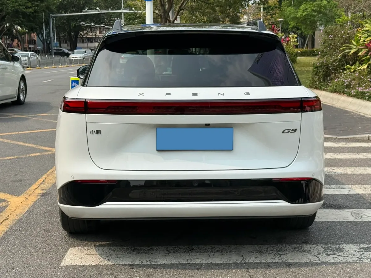 2025 Xpeng G9 BEV 79KWH,autocango,china used car exporter,china ev exporter,chinese used car exporter,chinese used ev exporter