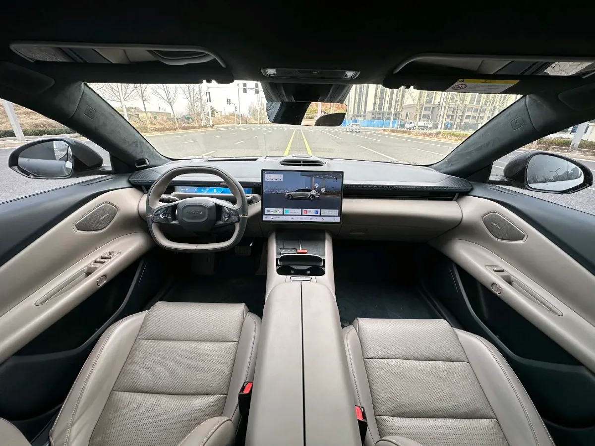 2024 HongQi HS7 2.0T 252HP L4 8AT,autocango,china used car exporter,china ev exporter,chinese used car exporter,chinese used ev exporter