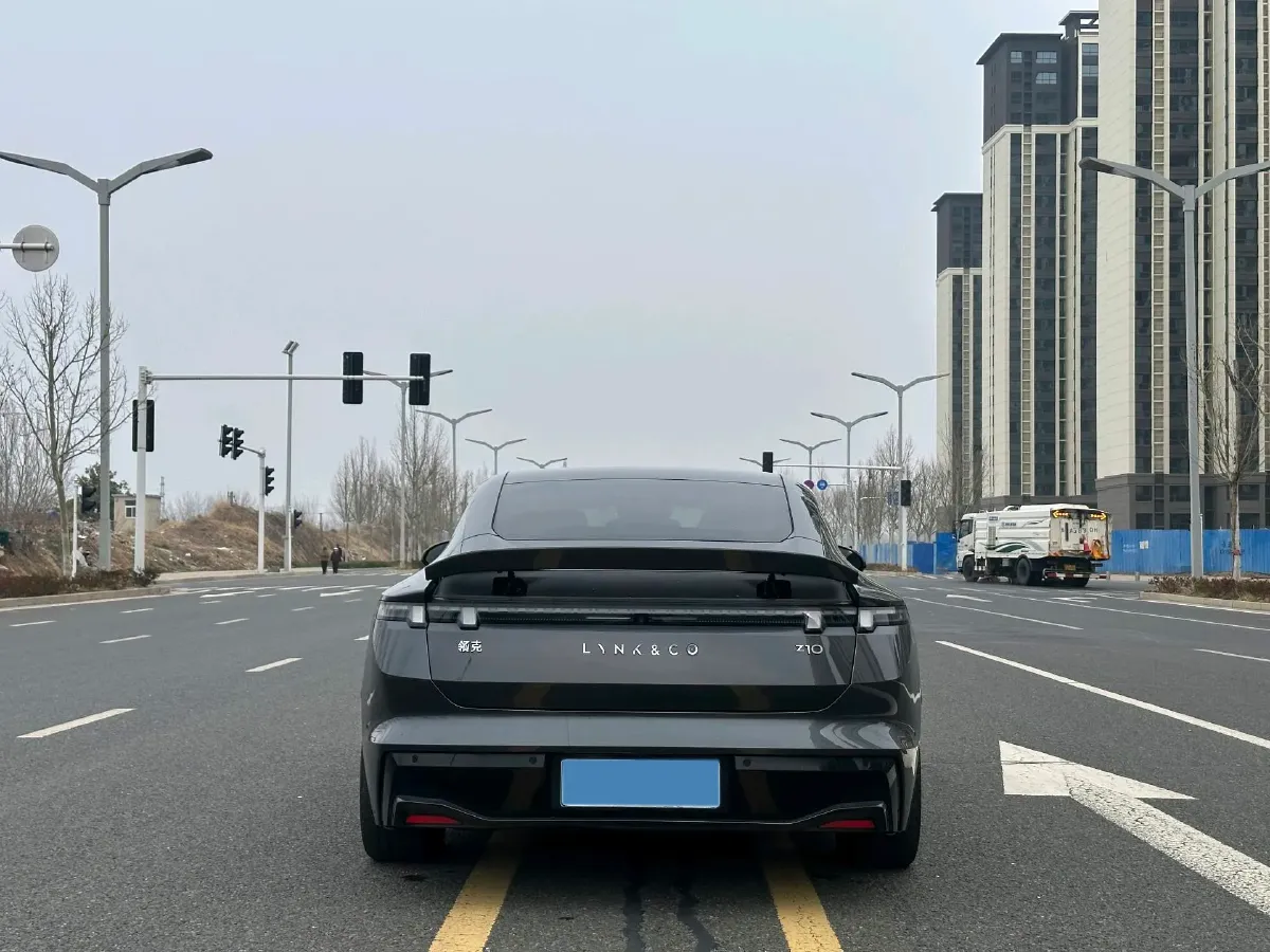 2024 HongQi HS7 2.0T 252HP L4 8AT,autocango,china used car exporter,china ev exporter,chinese used car exporter,chinese used ev exporter