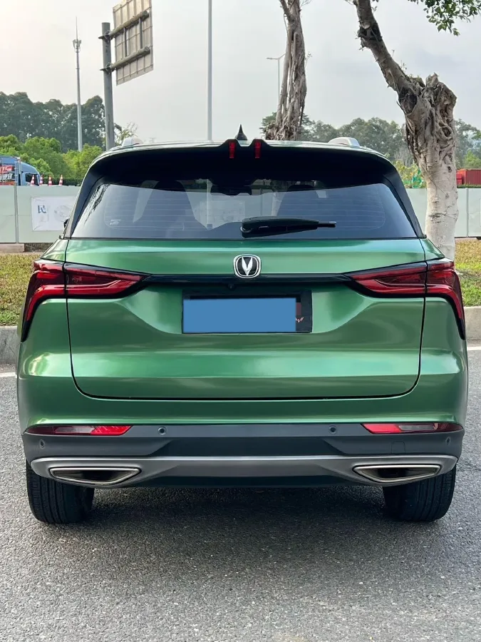 2022 ChangAn CS75 Plus 1.5T 178HP L4 6AT,autocango,china used car exporter,china ev exporter,chinese used car exporter,chinese used ev exporter