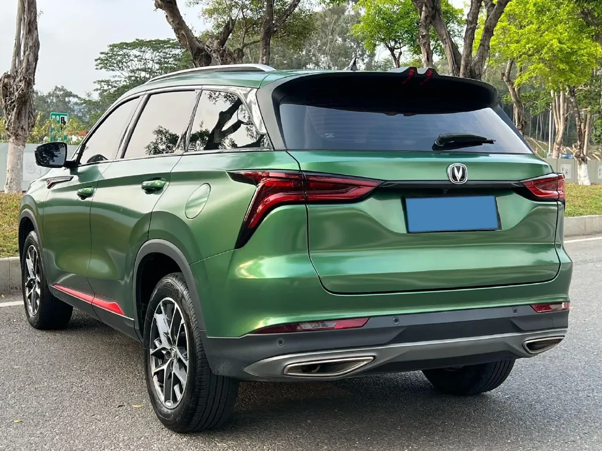 2022 ChangAn CS75 Plus 1.5T 178HP L4 6AT,autocango,china used car exporter,china ev exporter,chinese used car exporter,chinese used ev exporter