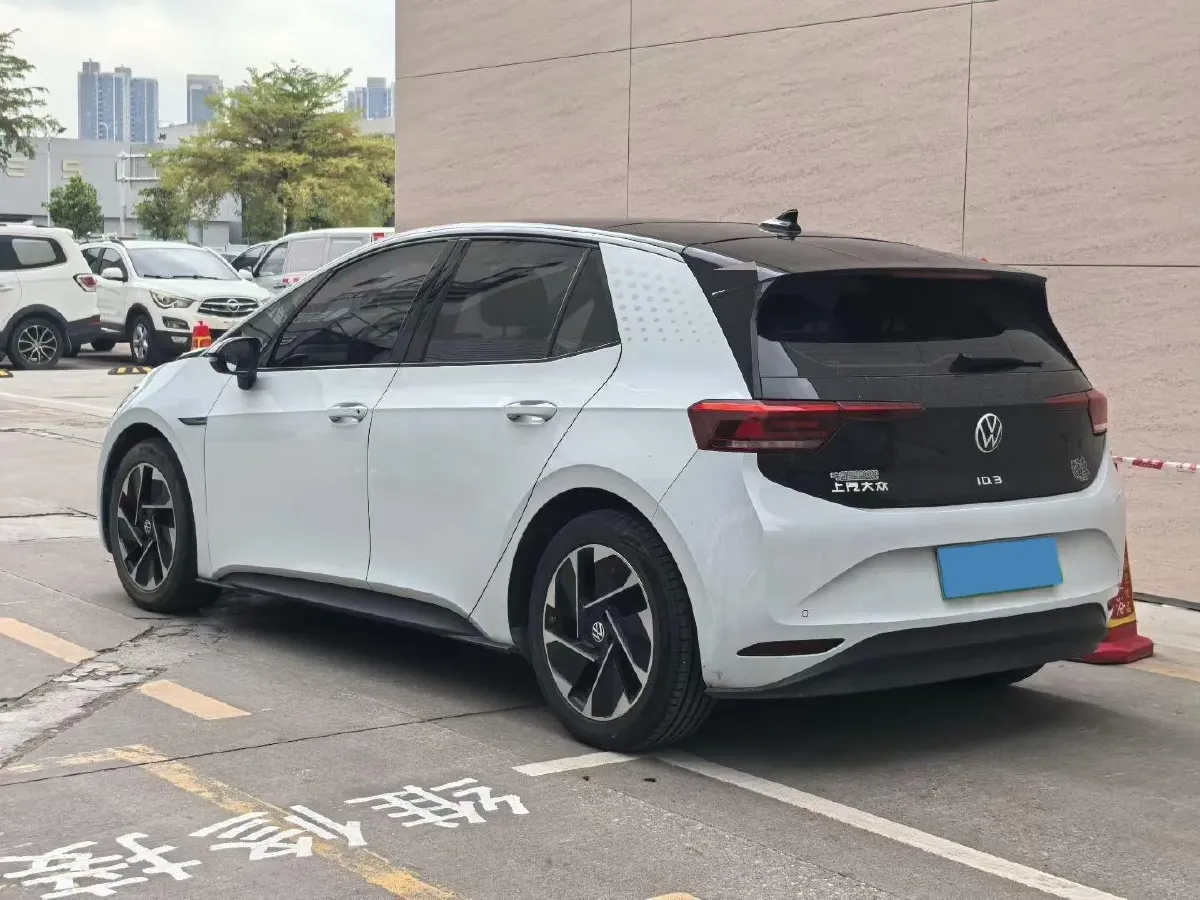 2023 Volkswagen ID.3 BEV 52.8KWH,autocango,china used car exporter,china ev exporter,chinese used car exporter,chinese used ev exporter