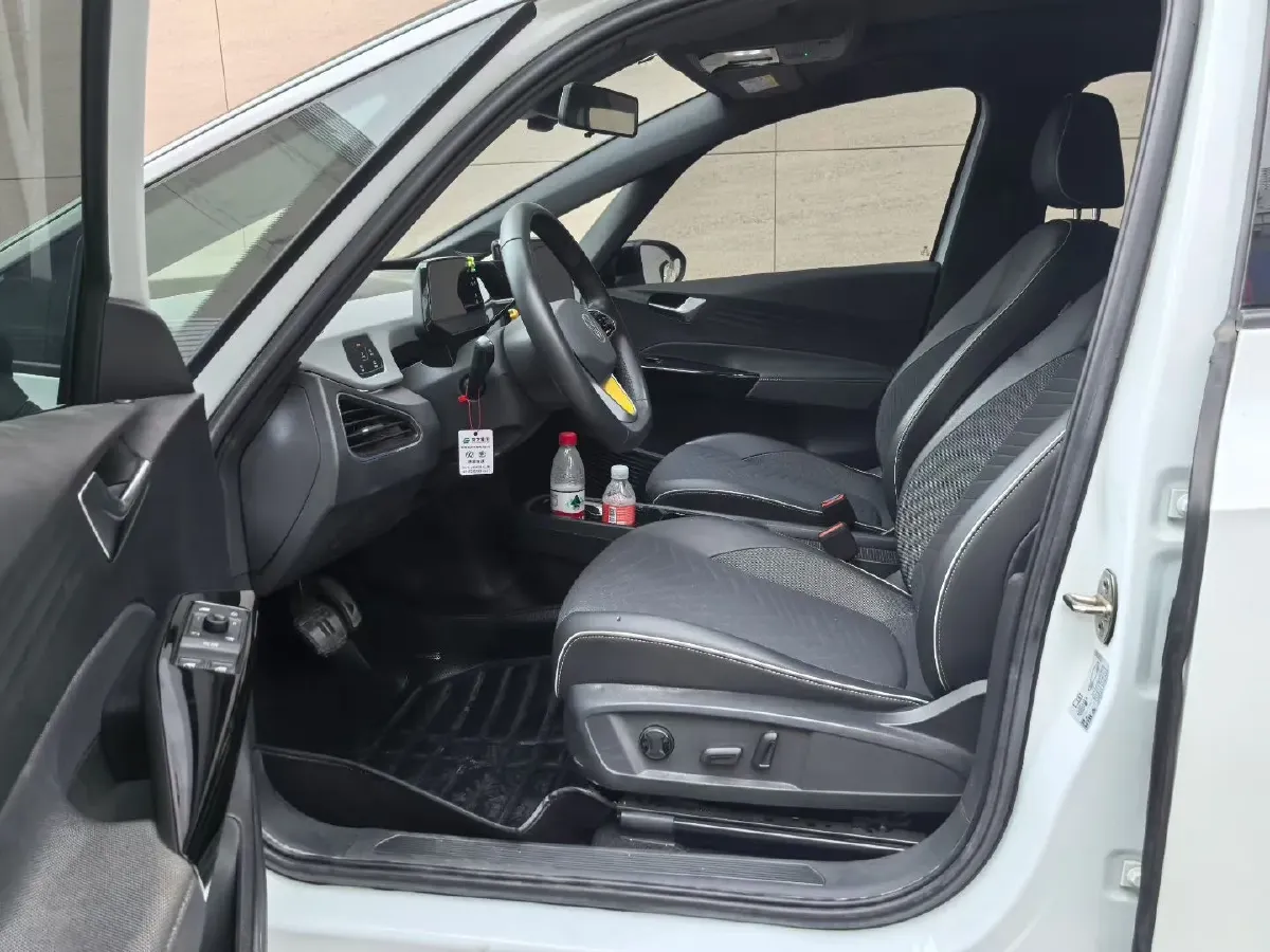 2023 Volkswagen ID.3 BEV 52.8KWH,autocango,china used car exporter,china ev exporter,chinese used car exporter,chinese used ev exporter