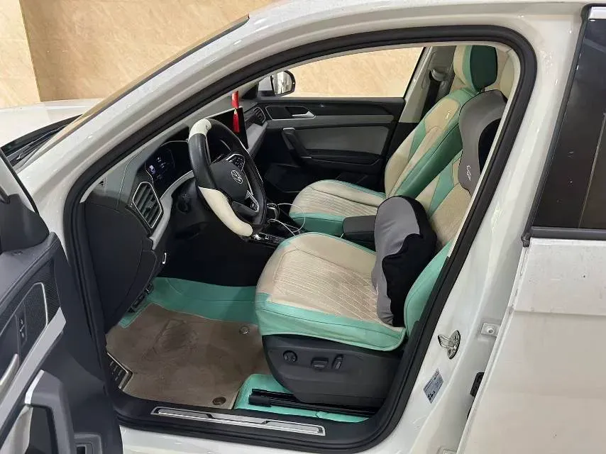 2023 Volkswagen Tayron X 2.0T 186HP L4 7DCT,autocango,china used car exporter,china ev exporter,chinese used car exporter,chinese used ev exporter