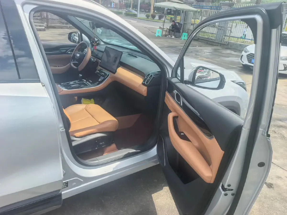 2025 Geely StarRay 1.5T 181HP L4 7DCT,autocango,china used car exporter,china ev exporter,chinese used car exporter,chinese used ev exporter