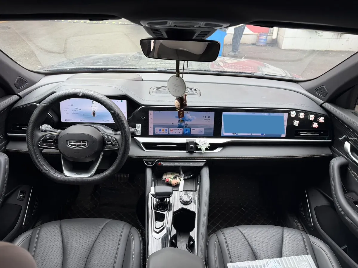 2024 Geely Monjaro 2.0T 218HP L4 7DCT,autocango,china used car exporter,china ev exporter,chinese used car exporter,chinese used ev exporter