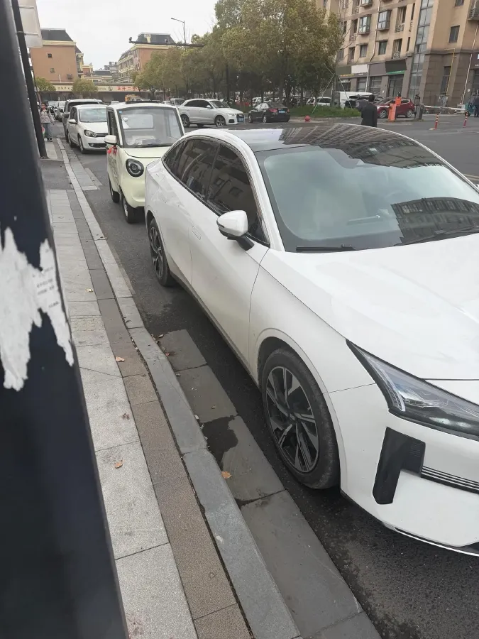 2023 Geely Galaxy L6 1.5T 163HP L4 3DHT PHEV,autocango,china used car exporter,china ev exporter,chinese used car exporter,chinese used ev exporter