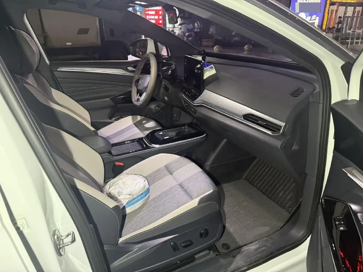 2021 Volkswagen ID.4 Crozz BEV 84.8KWH,autocango,china used car exporter,china ev exporter,chinese used car exporter,chinese used ev exporter