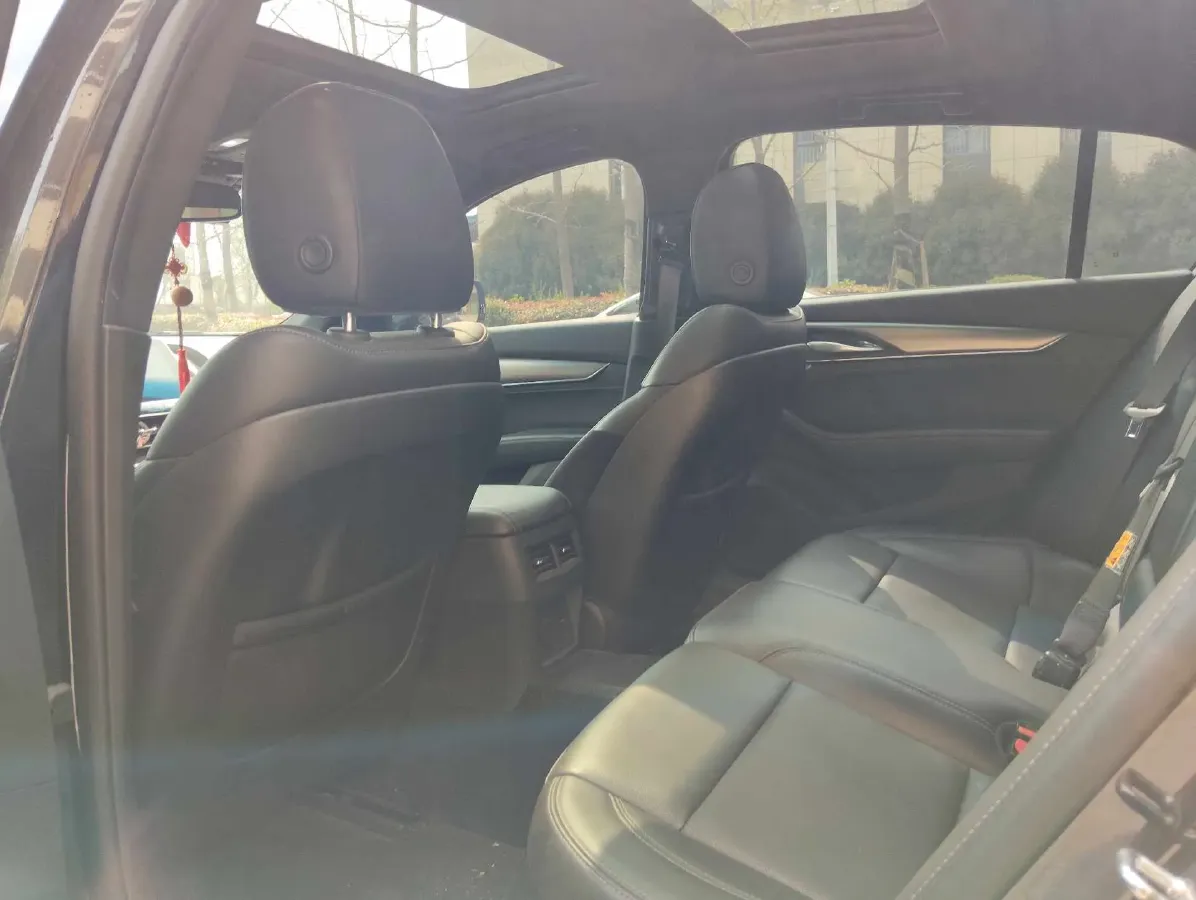 2022 Cadillac CT5 2.0T 237HP L4 10AT,autocango,china used car exporter,china ev exporter,chinese used car exporter,chinese used ev exporter