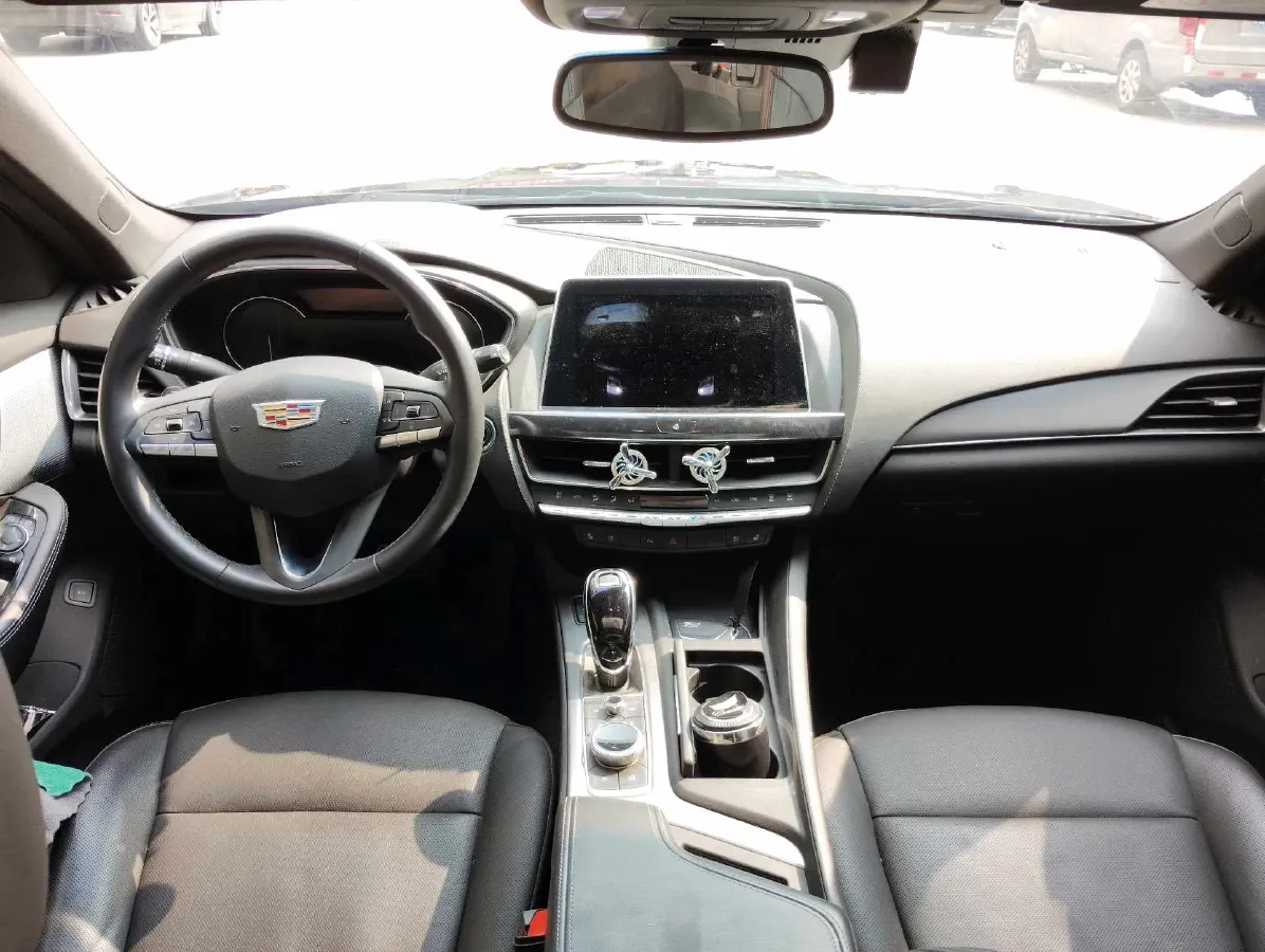 2022 Cadillac CT5 2.0T 237HP L4 10AT,autocango,china used car exporter,china ev exporter,chinese used car exporter,chinese used ev exporter