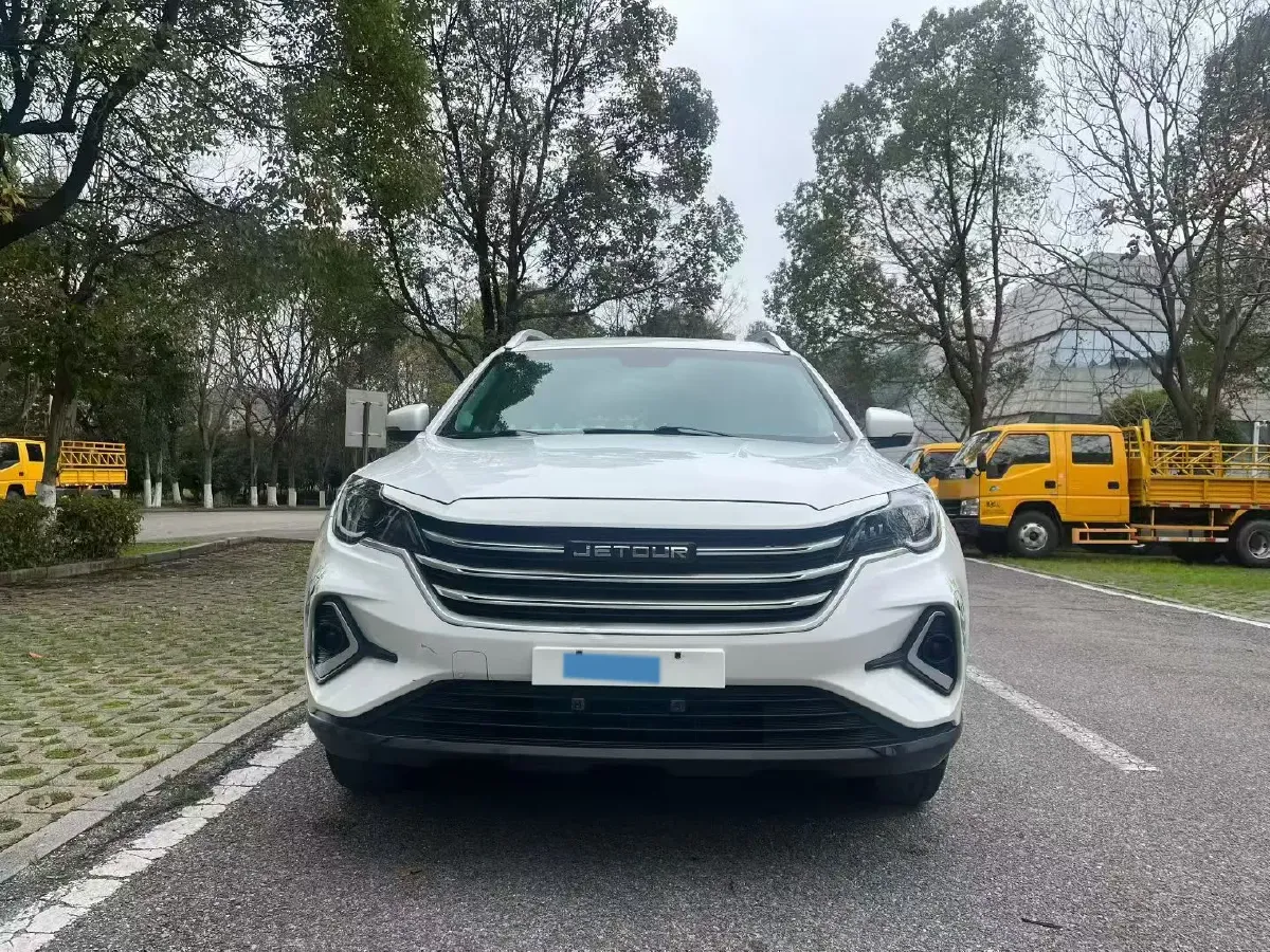2021 Jetour X70M 1.5T 156HP L4 6DCT,autocango,china used car exporter,china ev exporter,chinese used car exporter,chinese used ev exporter