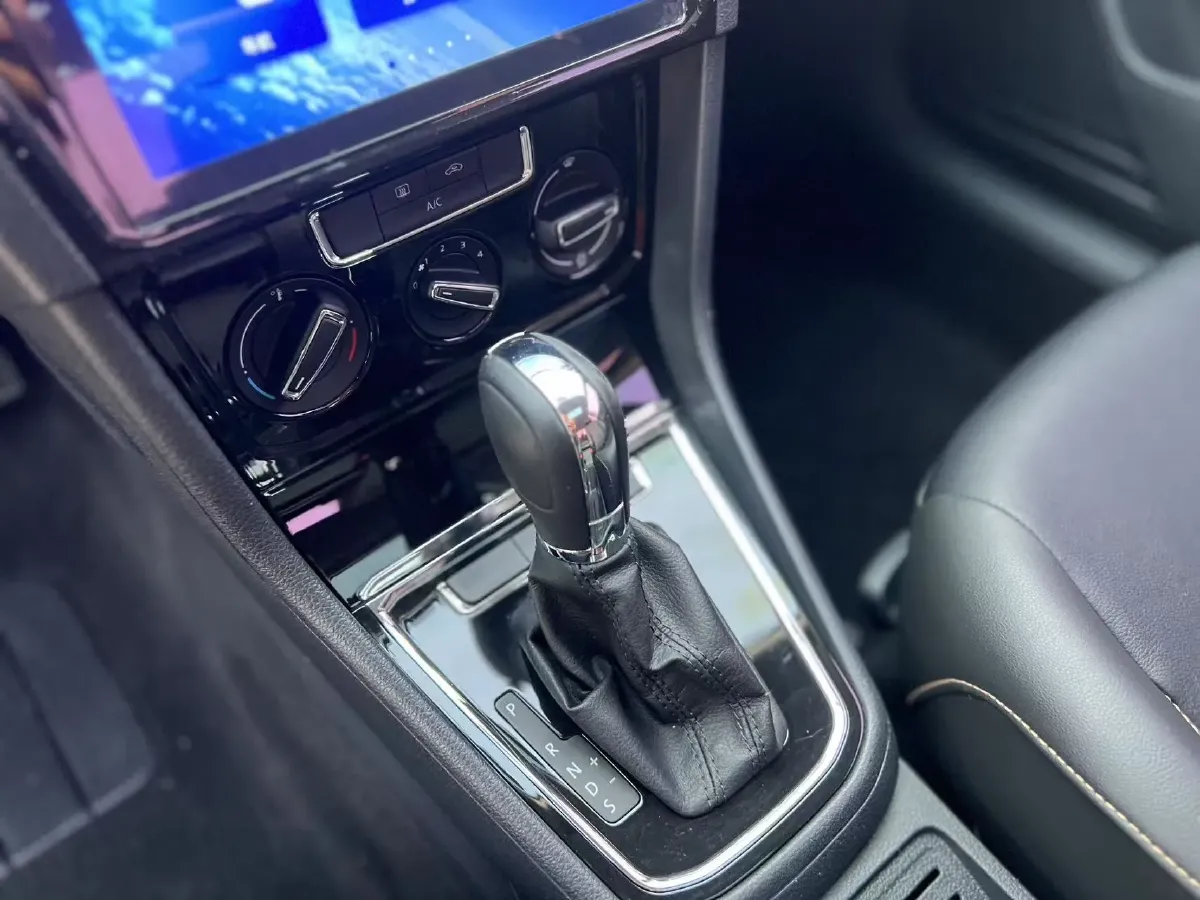 2018 Volkswagen Bora 1.5L 110HP L4 6AT,autocango,china used car exporter,china ev exporter,chinese used car exporter,chinese used ev exporter