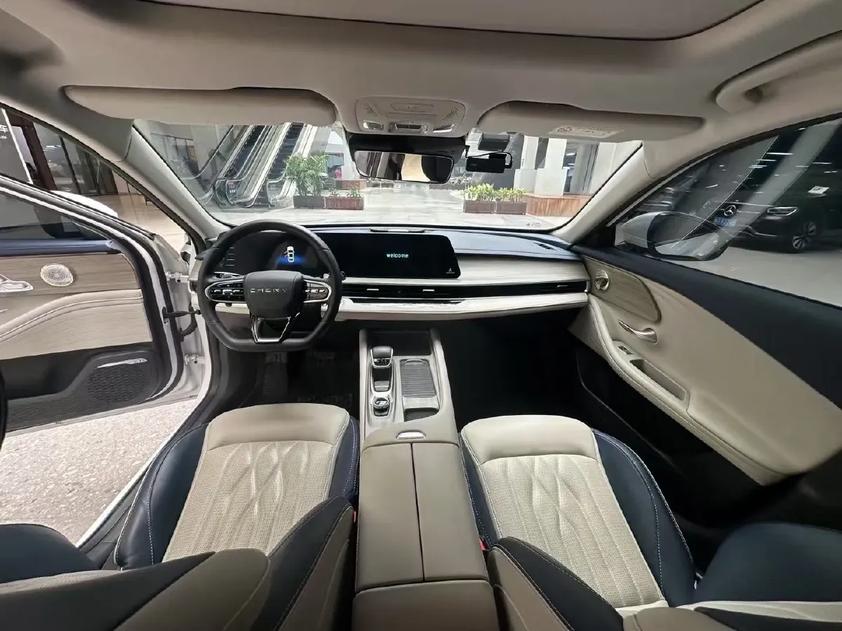 2022 Chery Arrizo 8 1.6T 197HP L4 7DCT,autocango,china used car exporter,china ev exporter,chinese used car exporter,chinese used ev exporter