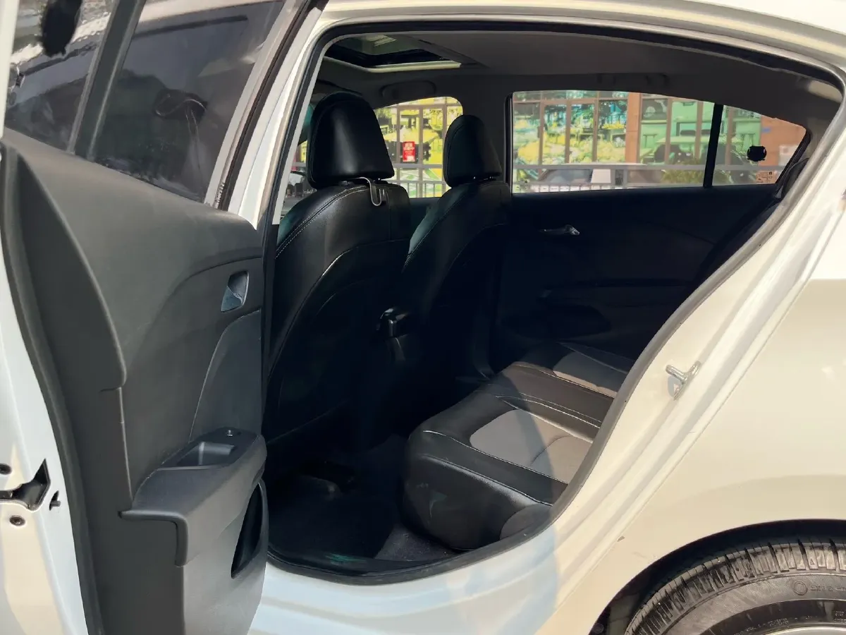 2019 Chevrolet Cavalier 1.5L 113HP L4 6AT,autocango,china used car exporter,china ev exporter,chinese used car exporter,chinese used ev exporter