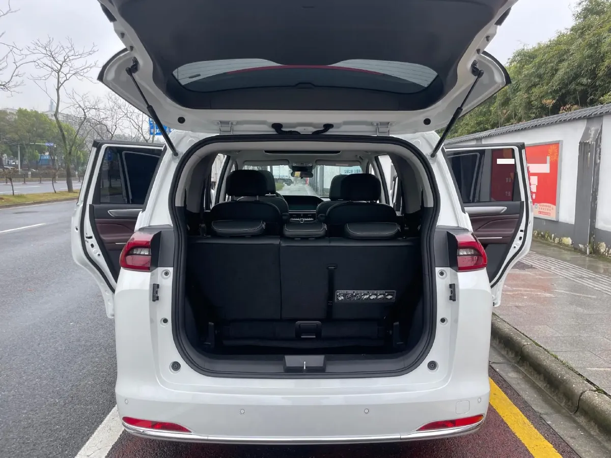 2021 GAC Trumpchi M6 1.5T 169HP L4 6AT,autocango,china used car exporter,china ev exporter,chinese used car exporter,chinese used ev exporter