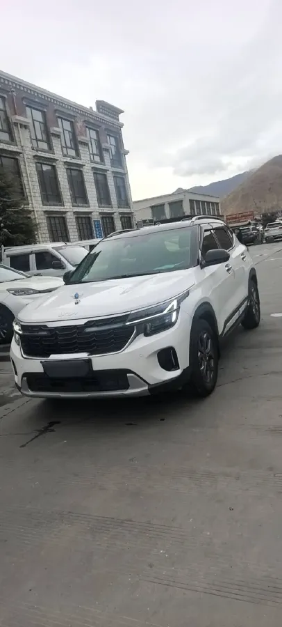 2023 Kia Seltos 1.5L 115HP L4 CVT,autocango,china used car exporter,china ev exporter,chinese used car exporter,chinese used ev exporter