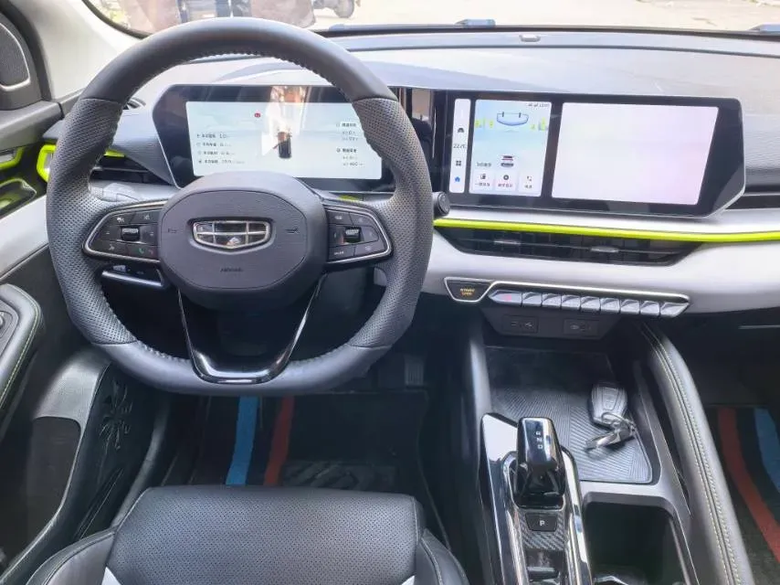 2022 Geely Coolray 1.5T 181HP L4 7DCT,autocango,china used car exporter,china ev exporter,chinese used car exporter,chinese used ev exporter