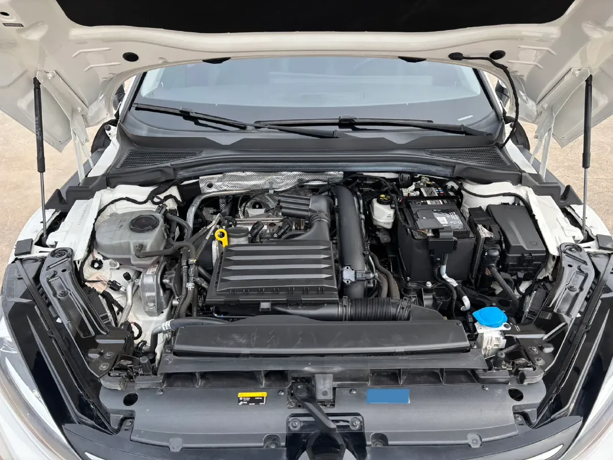 2022 Volkswagen Lavida 1.4T 150HP L4 7DCT,autocango,china used car exporter,china ev exporter,chinese used car exporter,chinese used ev exporter