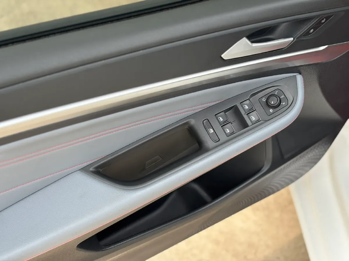 2022 Volkswagen Lavida 1.4T 150HP L4 7DCT,autocango,china used car exporter,china ev exporter,chinese used car exporter,chinese used ev exporter