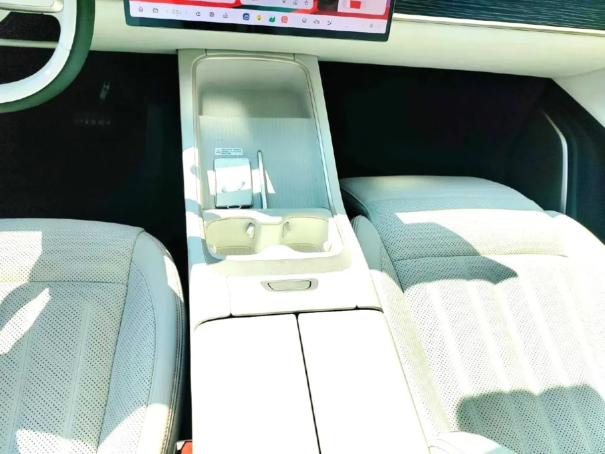 2024 ONVO L60 BEV 85KWH,autocango,china used car exporter,china ev exporter,chinese used car exporter,chinese used ev exporter