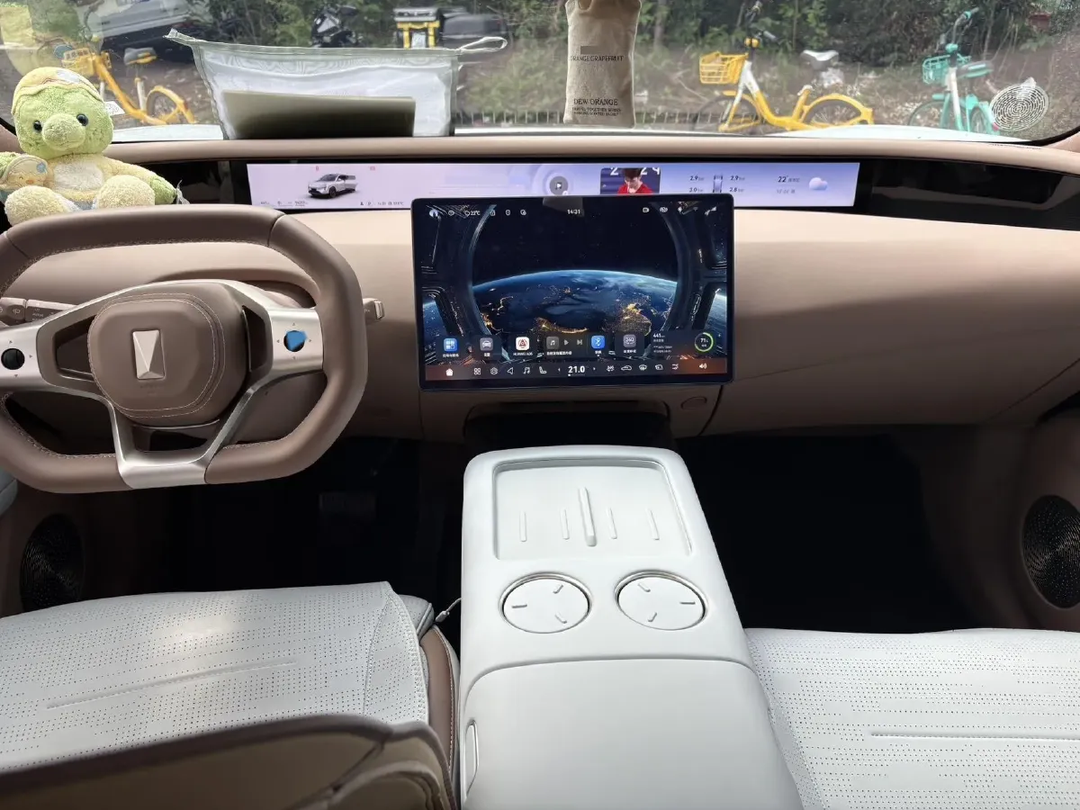 2024 Avatr 07 BEV 82.16KWH,autocango,china used car exporter,china ev exporter,chinese used car exporter,chinese used ev exporter