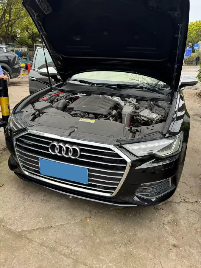 2019 Mercedes-Benz E Class 1.5T 184HP L4 9AT,autocango,china used car exporter,china ev exporter,chinese used car exporter,chinese used ev exporter