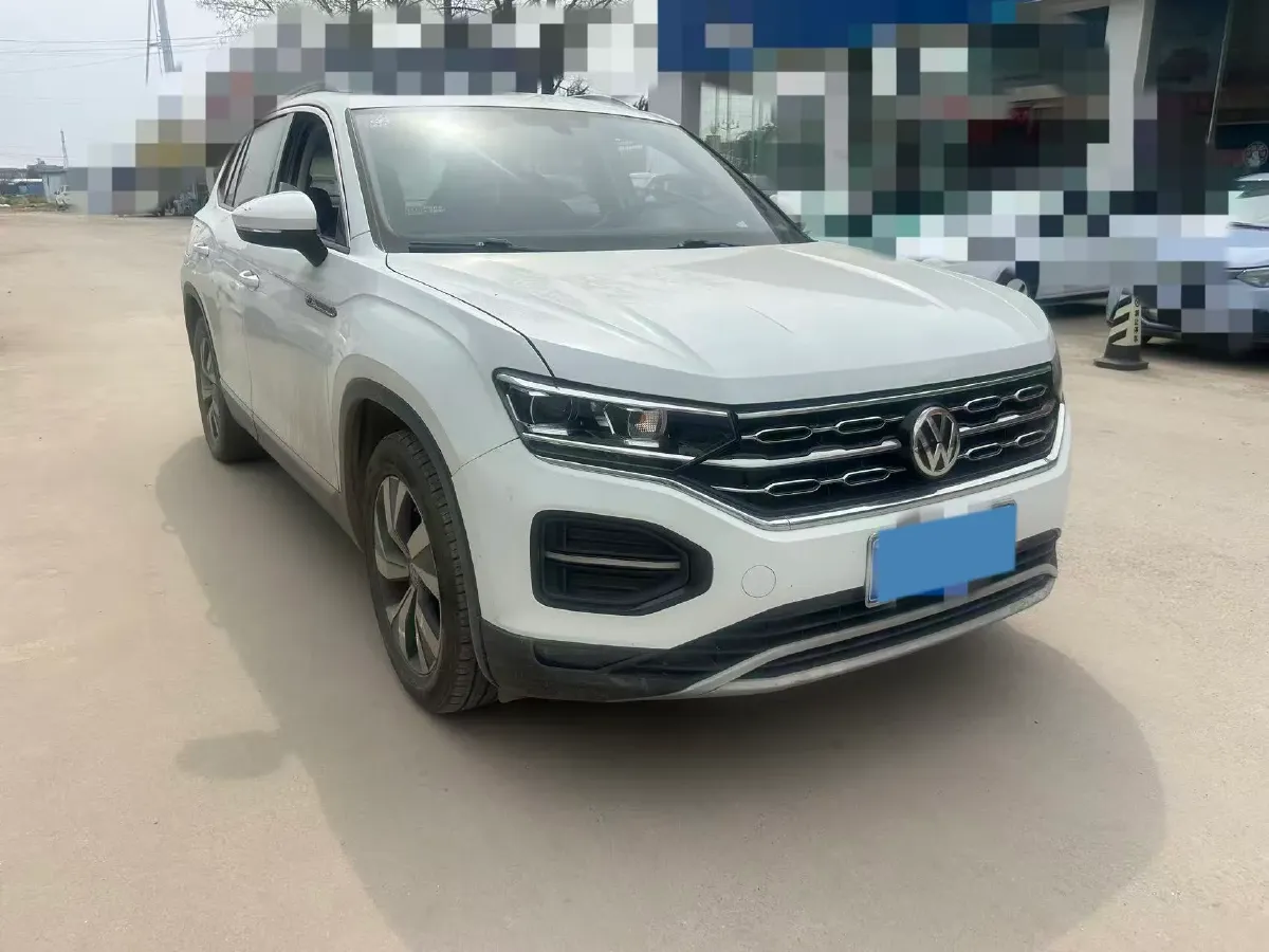 2019 Jeep Cherokee 2.0T 234HP L4 9AT,autocango,china used car exporter,china ev exporter,chinese used car exporter,chinese used ev exporter