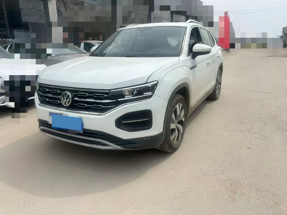 2019 Jeep Cherokee 2.0T 234HP L4 9AT,autocango,china used car exporter,china ev exporter,chinese used car exporter,chinese used ev exporter