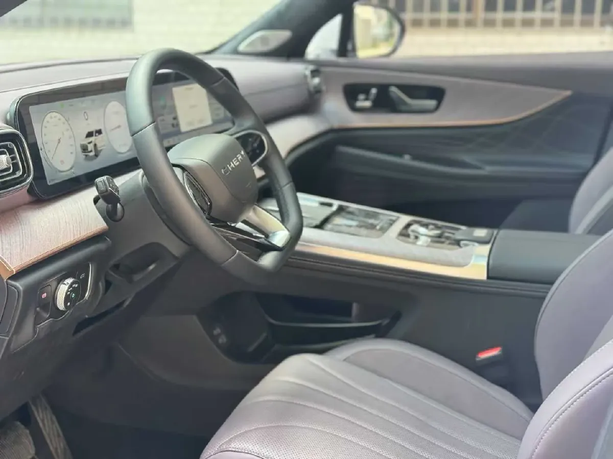 2025 Chery Tiggo 9 2.0T 261HP L4 8AT,autocango,china used car exporter,china ev exporter,chinese used car exporter,chinese used ev exporter