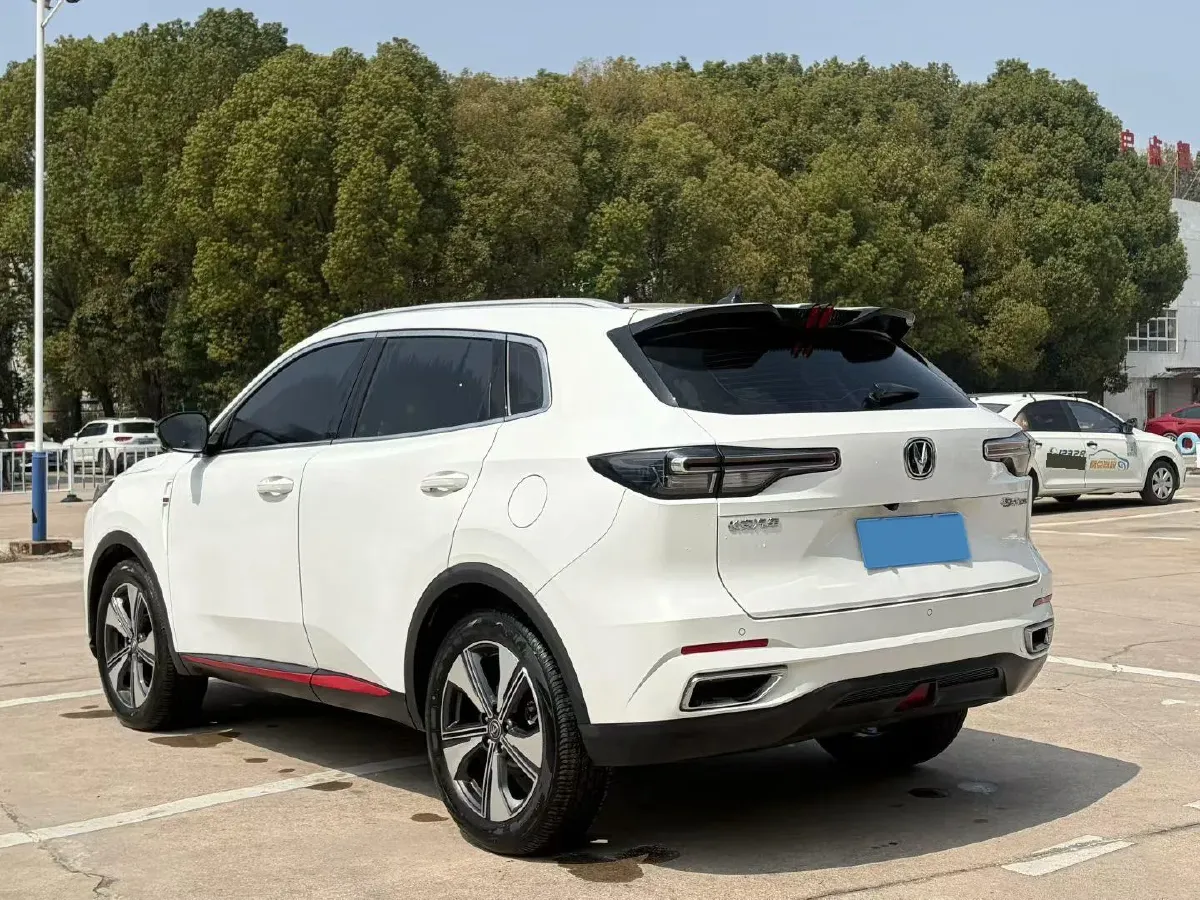 2022 ChangAn Oshan X7 Plus 1.5T 188HP L4 7DCT,autocango,china used car exporter,china ev exporter,chinese used car exporter,chinese used ev exporter