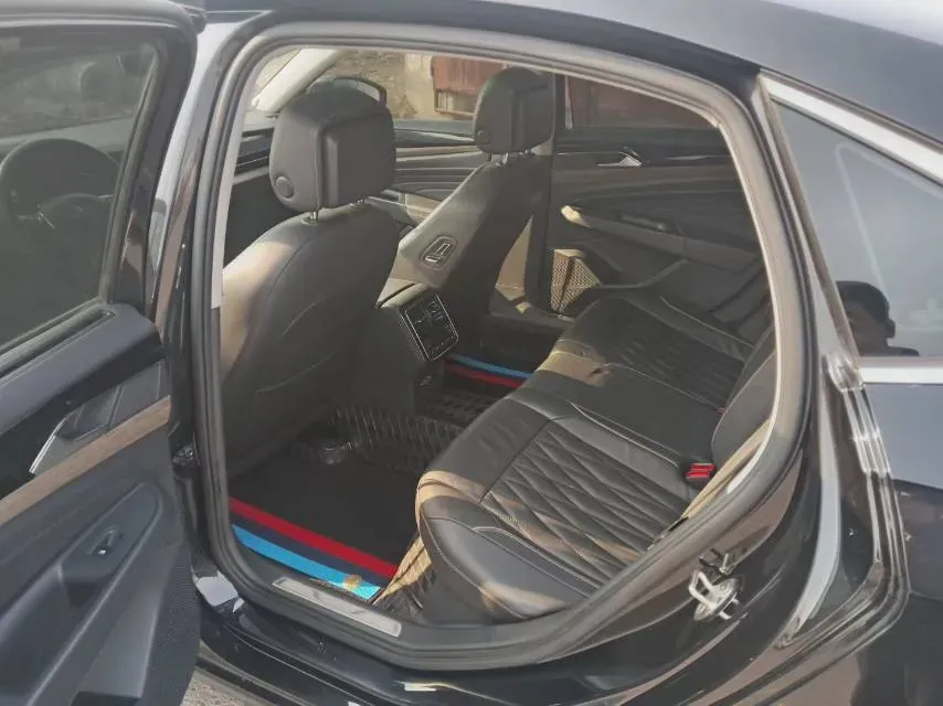 2019 Volkswagen Passat 2.0T 186HP L4 7DCT,autocango,china used car exporter,china ev exporter,chinese used car exporter,chinese used ev exporter