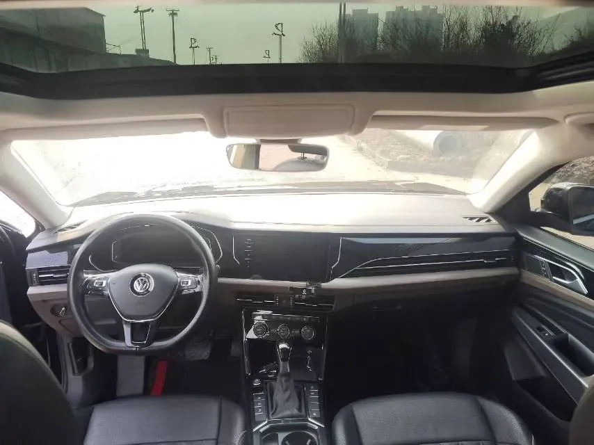 2019 Volkswagen Passat 2.0T 186HP L4 7DCT,autocango,china used car exporter,china ev exporter,chinese used car exporter,chinese used ev exporter